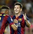 Neymar e Messi combinaram bem em dois gols do Barcelona  Foto: Toni Albir / EFE