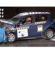 Fiat Palio três estrelas para proteção em adultos e duas para crianças  Foto: Latin NCAP / Divulgação