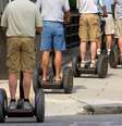 <p>Segways já foram proibidos nas calçadas do país, por serem considerados ciclomotores</p>  Foto: Gawker / Reprodução