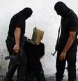 Seis palestinos foram executados pelo Hamas nesta sexta-feira por, supostamente, ajudar Israel  Foto: Stringer / Reuters