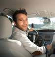<p>O usuário poderá escolher a música de um CD ou playlist para tocar nos alto-falantes mesmo antes de entrar no carro.</p>  Foto: Uber 