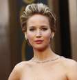 <p>Atriz Jennifer Lawrence durante cerimônia do Oscar, em 2 de março</p>  Foto: Lucas Jackson / Reuters