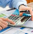 Com a poupança rendendo menos do que a inflação, investidor precisa buscar outras opções de investimento  Foto: Zadorozhnyi Viktor / Shutterstock