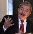 <p>O ex-presidente falou com a imprensa na noite desta quarta</p>  Foto: Reuters