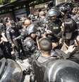 <p>Jornalista diz ter sido agredido por policiais durante a confusão</p>  Foto: Jayme Stern / Futura Press