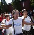 <p>Familiares dos 153 passageiros chineses que voavam no avião desaparecido se queixam de não contar com apoio das autoridades </p>  Foto: Kim Kyung-Hoon / Reuters