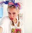 <p>Miley Cyrus exibirá esculturas feitas por ela mesma</p>  Foto: @mileycyrus/Instagram / Reprodução