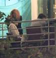 Shakira e Piqué trocam beijos em jantar  Foto: The Grosby Group
