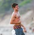 Zac Efron grava cenas de filme  Foto: The Grosby Group