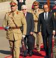 <p>"Vim a Bagd&aacute; para afirmar a disponibilidade da Fran&ccedil;a para ajudar ainda mais o Iraque militarmente", declarou Hollande</p>  Foto: Ali al-Saadi / Reuters