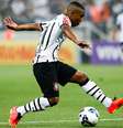 Malcom partiu para a jogada individual e fez um belo gol  Foto: Alexandre Schneider / Getty Images 