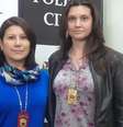 <p>Delegada Elisabete Sato (e) e perita Renata Gaeta (d) falaram sobre o caso</p>  Foto: Janaina Garcia / Terra