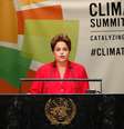 <p>Presidente Dilma Rousseff durante pronunciamento na C&uacute;pula do Clima da ONU, em Nova York</p>  Foto: Mike Segar / Reuters