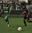 <p>Deivid, que completou 190 jogos pelo Atlético-PR, falhou no segundo gol</p>  Foto: Atlético-PR / Divulgação