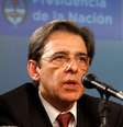 <p>Mauro Borges&nbsp;diz ver momento "oportuno" para colocar o cargo a disposi&ccedil;&atilde;o</p>  Foto: Enrique Marcarian / Reuters