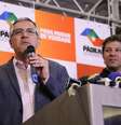 <p>O candidato ao governo de São Paulo, Alexandre Padilha concede entrevista coletiva ao lado do prefeito de São Paulo, Fernando Haddad, após o resultado das eleições em um hotel na Alameda Santos em São Paulo</p>  Foto: Alex Falcão / Futura Press