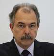 <p>Ministro da Casa Civil, Aloizio Mercadante, se licenciou nesta ter&ccedil;a-feira para refor&ccedil;ar a campanha da presidente Dilma Rousseff</p>  Foto: Renato S. Cerqueira / Futura Press
