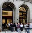 <p>Ibovespa encerrou em baixa de 3,27%, a 54.298 pontos, com quase todas as a&ccedil;&otilde;es da carteira te&oacute;rica no vermelho, na segunda sess&atilde;o seguida de queda</p>  Foto: Paulo Whitaker / Reuters