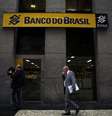 <p>Fachada de uma agência do Banco do Brasil no Rio de Janeiro</p>  Foto: Pilar Olivares (REUTERS - Tags: BUSINESS LOGO) / Reuters