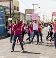 <p>Alunos representam o autoexame masculino </p>  Foto: Vitor Garcia / vc repórter