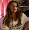 Zoey sofreu abusos na escola e chegou a tentar suicídio até iniciar o tratamento   Foto: BBC News Brasil
