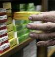 <p>51,73% dos medicamentos ter&atilde;o reajuste m&iacute;nimo de pre&ccedil;os</p>  Foto: Gil Montano / Reuters