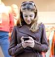 A corretora Cowen & Co estima que as visualizações diárias do YouTube chegarão a 7,9 bilhões até o fim do ano  Foto: MJTH / Shutterstock