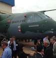 <p>KC-390 é maior avião já desenvolvido no Brasil</p>  Foto: Rodrigo Trindade / Terra