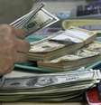 <p>A moeda americana subiu 0,15%, a R$ 2,4802&nbsp;na venda, acumulando alta de quase 2% em tr&ecirc;s dias</p>  Foto: Romeo Ranoco / Reuters