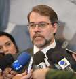 <p>O presidente do TSE afirmou que não há chances de fraude em segundo turno (foto de arquivo)</p>  Foto: Agência Brasil