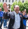 <p>José Ivo Sartori chega para votação no Colégio Carmo, em Caxias do Sul</p>  Foto: Luca Erbes / Futura Press