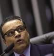 <p>Assinada pelo presidente da Câmara, deputado Henrique Eduardo Alves (PMDB-RN), a ação contesta a alteração regimental</p>  Foto: Ueslei Marcelino / Reuters