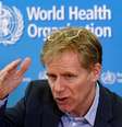 <p>Diretor-geral assistente da OMS, Bruce Aylward, fala à imprensa em Genebra, na Suíça, nesta quarta-feira</p>  Foto: Denis Balibouse / Reuters