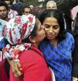 40 pessoas foram presas após participaram de um protesto pelo beijo em público em Cochin, na Índia  Foto: Press Trust Of India / AP