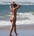 <p>Restando pouco mais de um m&ecirc;s para a chegada do ver&atilde;o, os banhistas compareceram em peso &agrave;s praias de Florian&oacute;polis neste domingo</p>  Foto: Fabricio Escandiuzzi / Especial para Terra
