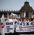 Manifestação contra violência no México exige informações sobre estudantes desaparecidos.  Foto de 9 de novembro.  Foto: Tomas Bravo / Reuters