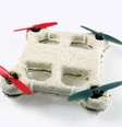 No entanto, algumas partes do drone ainda são feitas de materiais não biodegradáveis, como as hélices, os controles e a bateria  Foto: New Scientist / Reprodução