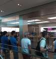 <p>Fila na Apple Store no Rio de Janeiro durante lançamento do iPhone 6 no Brasil (14.11.2014)</p>  Foto: André Naddeo / Terra