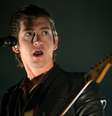 Arctic Monkeys e The Hives se apresentaram na Arena Anhembi, em São Paulo, na noite desta sexta-feira (14)  Foto: Osmar Portilho / Terra