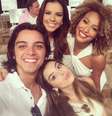 <p>O encontro de celebridades para vinheta da Globo rendeu fotos no Instagram</p>  Foto: @marianarios/Instagram / Reprodução