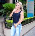 <p>A Miss Bumbum Indianara Carvalho em frente ao hospital, em São Paulo</p>  Foto: Leo Franco / AgNews