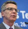 Thomas de Maizière afirmou que pelo menos 550 alemães estão lutando ao lado do EI  Foto: Hannibal / Reuters