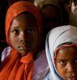<p>Vítimas incluem 79 adolescentes, com idades de 14 a 18 anos, e oito crianças de 10 a 13 anos</p>  Foto: Dazeba News / Reprodução