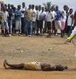 <p>Mortes por ebola somam mais de 5 mil em meses de surto</p>  Foto: Abbas Dulleh / AP