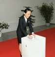 Kim Yo-jong aparece bastante, mas, até hoje, não era sabido qual seu cargo no governo realmente  Foto: AFP