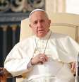 <p>Papa Francisco disse que a humanidade "não aprendeu com Hiroshima" e afirmou que pretende visitar o Iraque</p>  Foto: Giampiero Sposito / Reuters