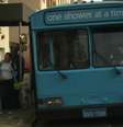 Projeto "Lava Mae" busca resgatar dignidade de quem vive na rua  Foto: BBC News Brasil