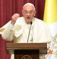<p>Francisco condenou as pessoas que "dizem que todos os muçulmanos são terroristas"</p>  Foto: AFP