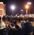 Policiais e manifestantes entraram em confronto próximo a uma delegacia de Ferguson, na noite de Black Friday  Foto: Scott Olson / Getty Images North America / AFP