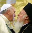Em Istambul, na Turquia, o papa Francisco e o patriarca ortodoxo Bartolomeu condenaram as ameças de jihadistas a cristãos no Iraque e na Síria  Foto: Filippo Monteforte / AFP